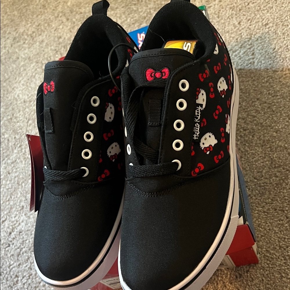 Heelys Hello Kitty Pro 20- Wheeled Heel Shoe- Black and Red